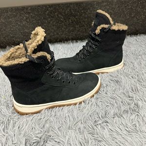 UGG Women's Lakesider Mid Lace Up Chestnut Boot With Fur NEW Size 6.5